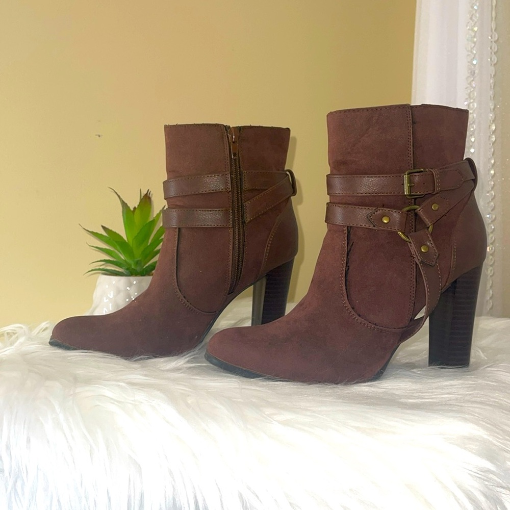 Beautiful Brown Booties Designed By ShoeDazzle